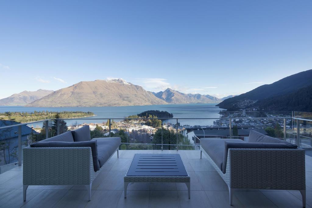Villa De Luxe, A Relax It'S Done Luxury Holiday Home Queenstown Exterior foto